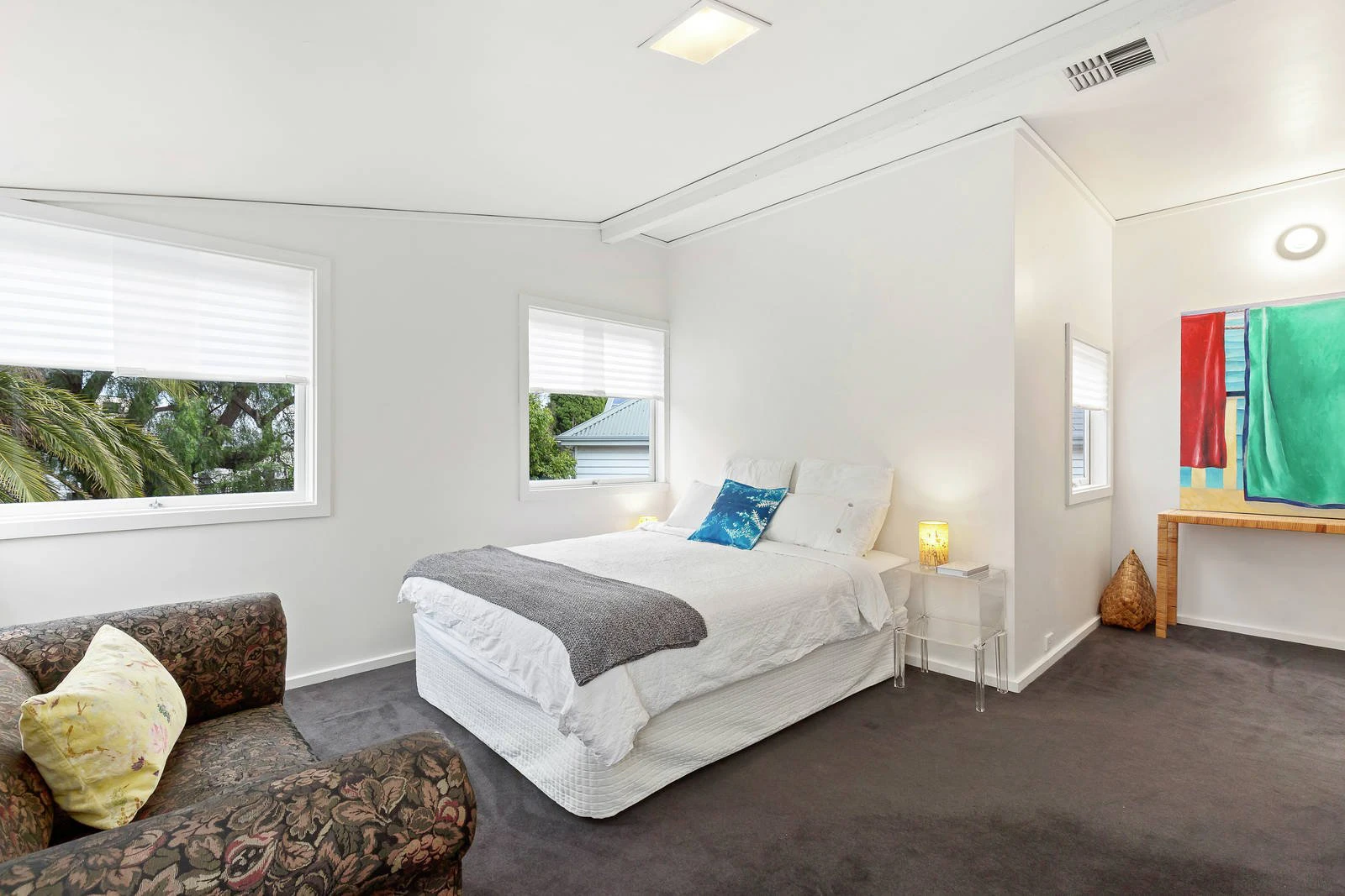 19 Valentine Grove, Armadale, VIC