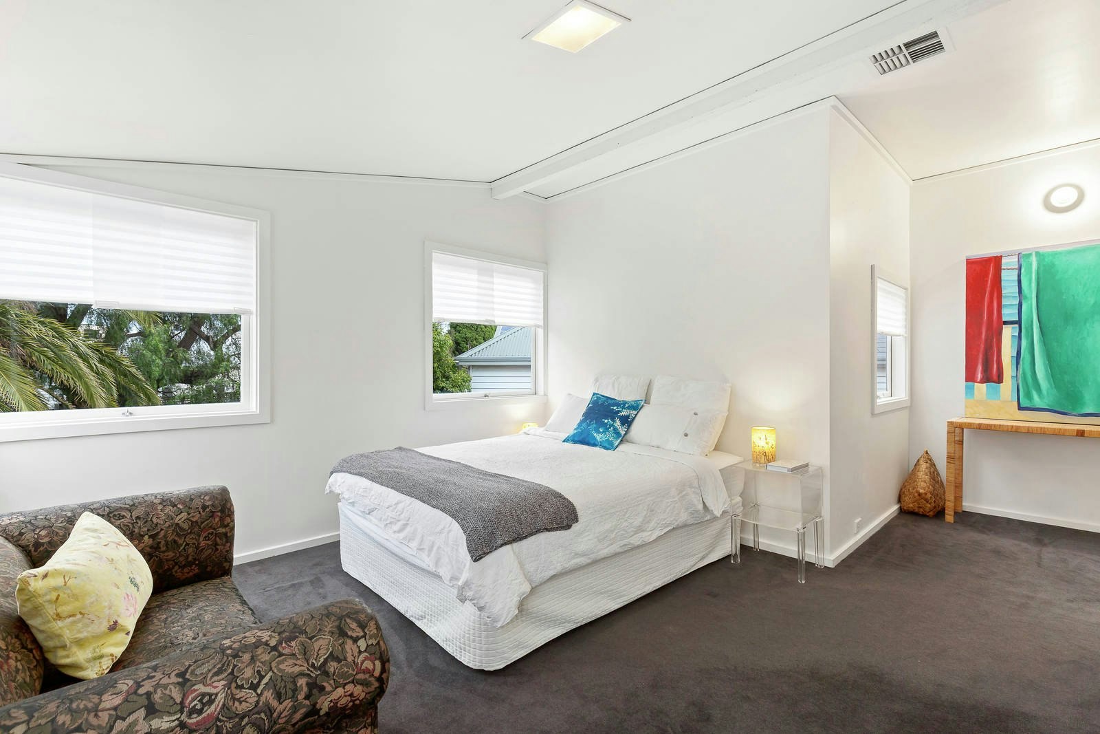 19 Valentine Grove, Armadale, VIC