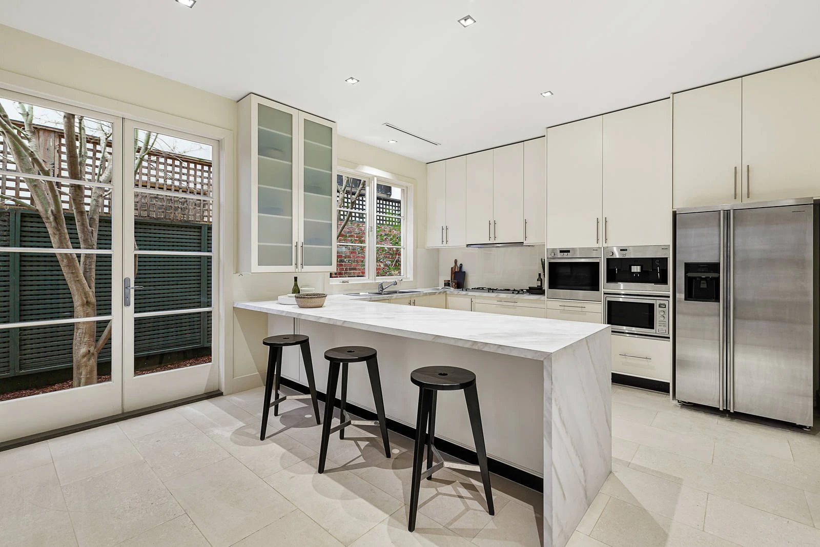 2/23 Washington Street, Toorak, VIC