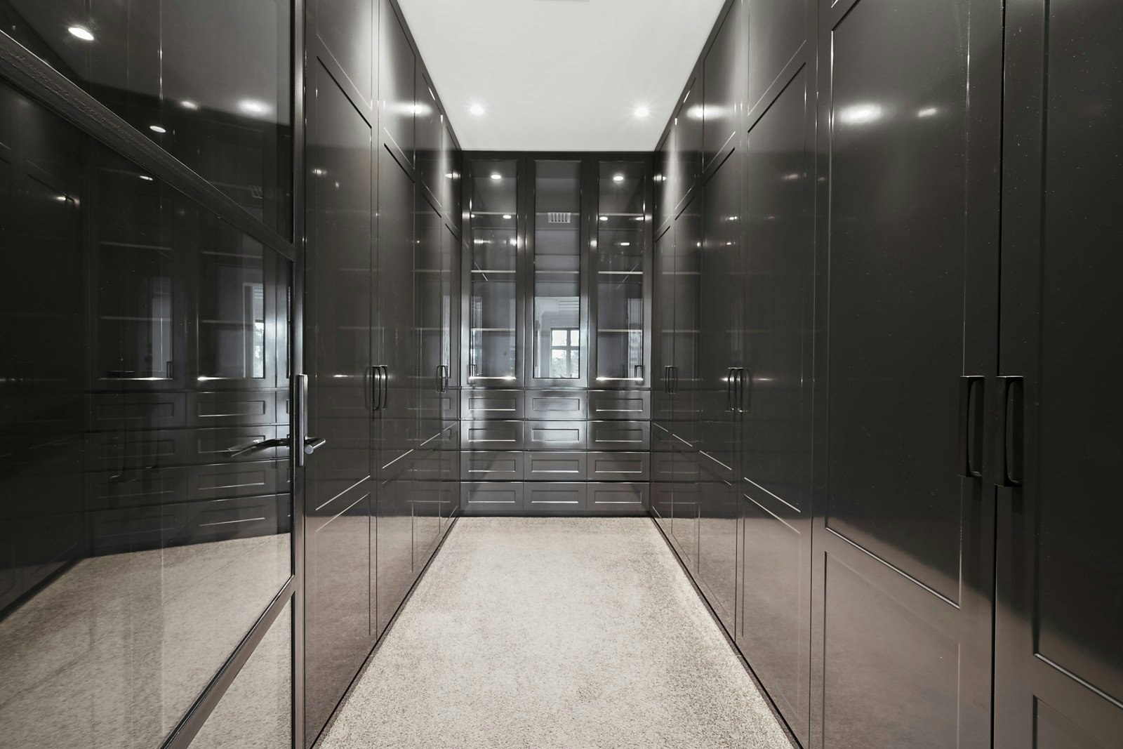 1 Torresdale Court, Toorak, VIC