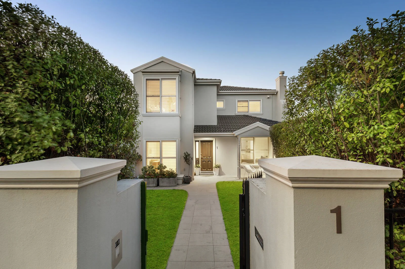1 Brand Street, Hampton, VIC