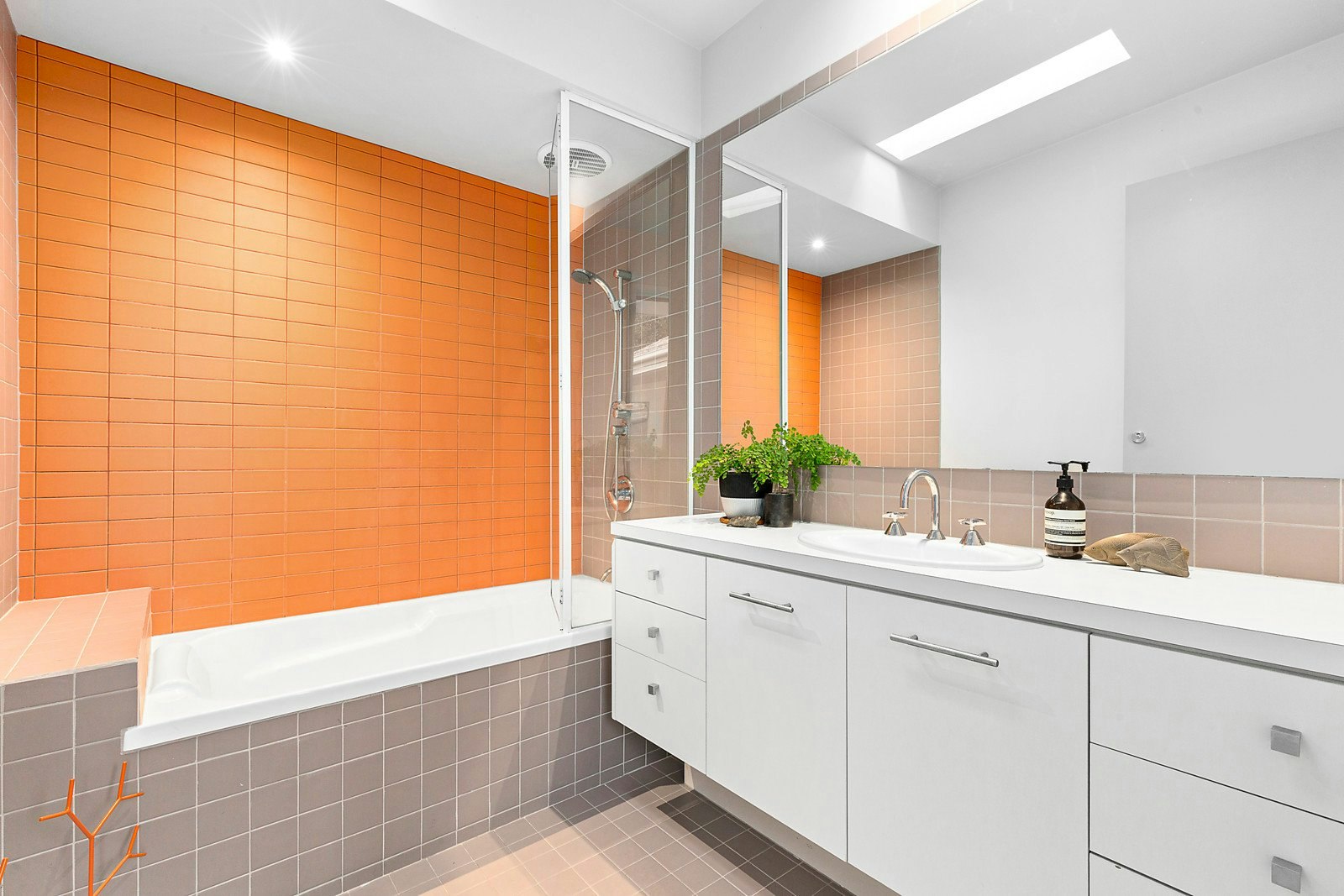 5 Main Street, Elsternwick, VIC