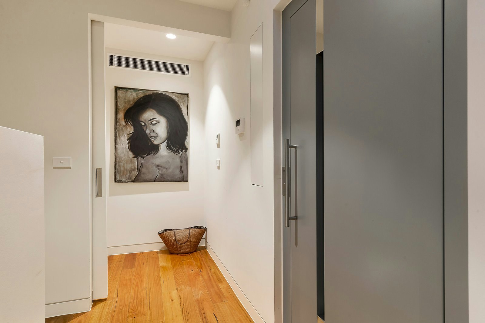 1C Mangarra Road, Canterbury, VIC