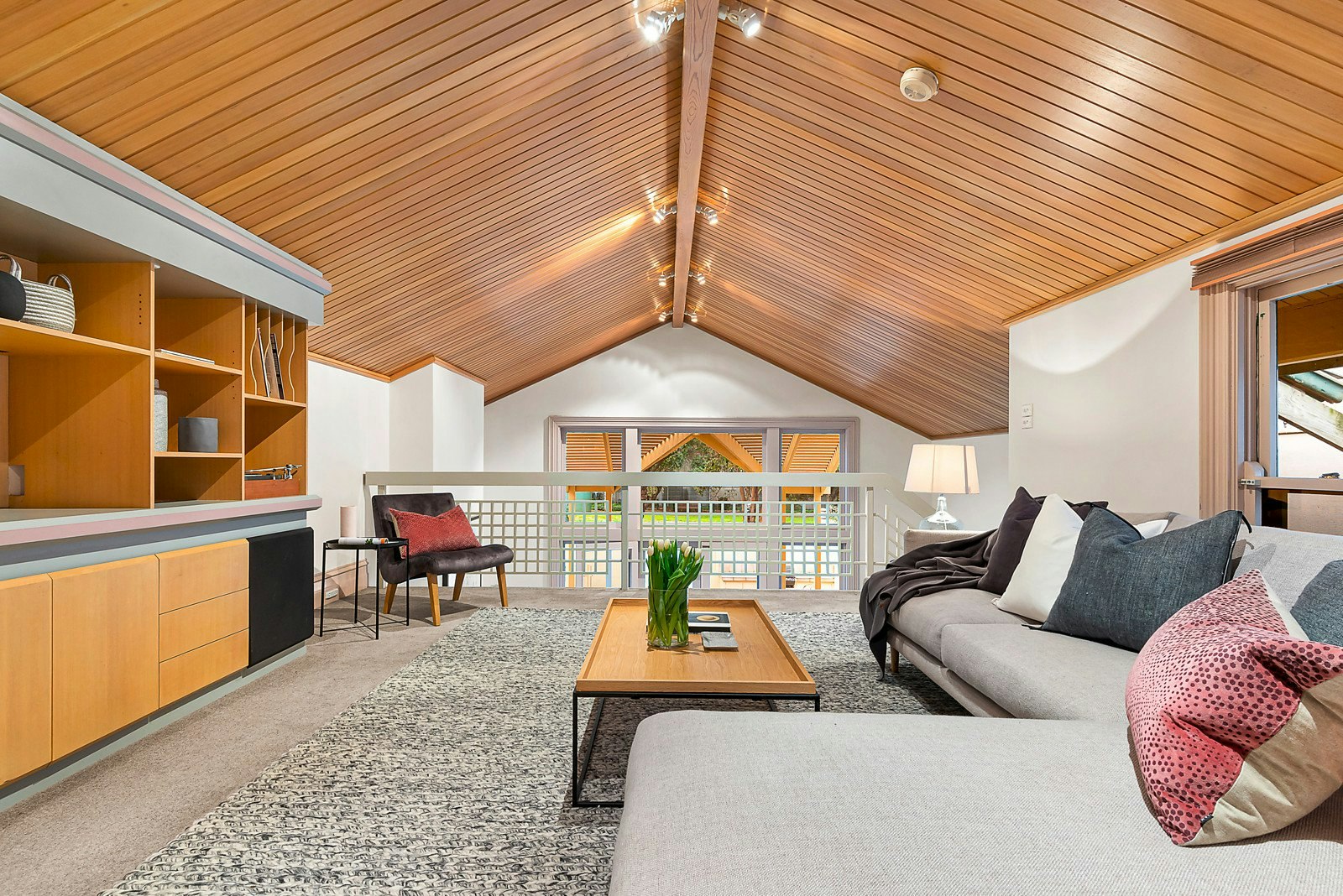 4 Cambridge Street, Armadale, VIC