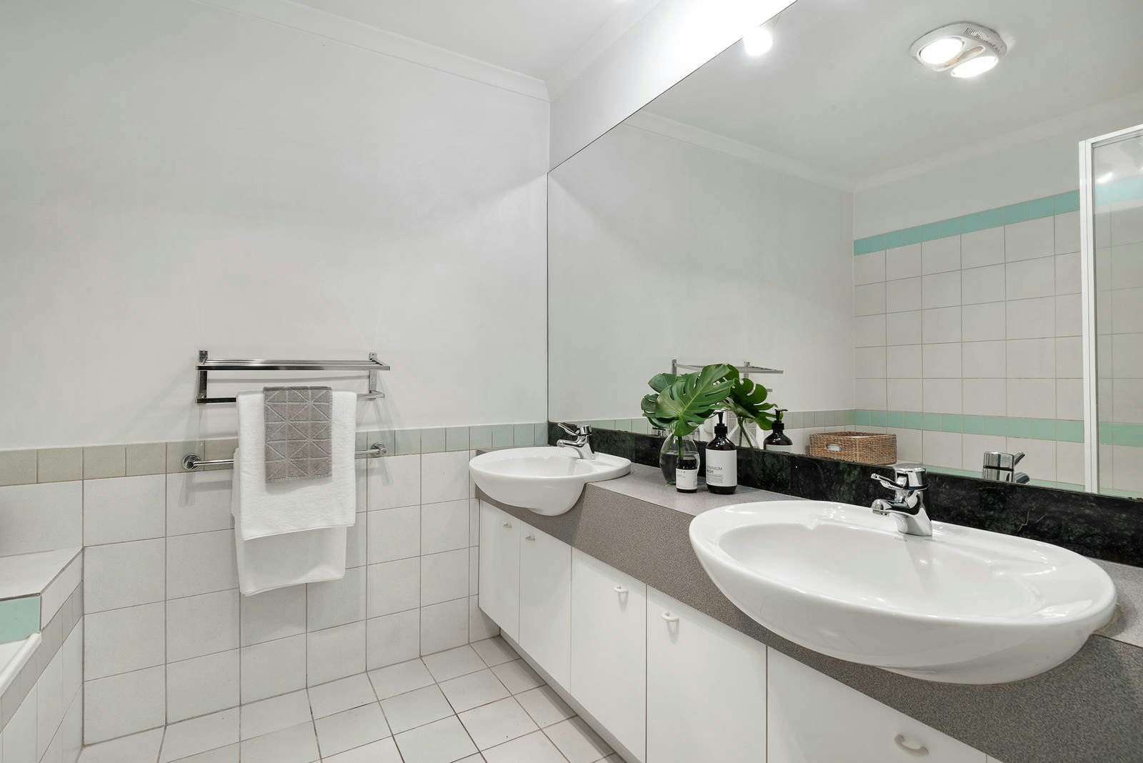 10/94-98 Wattletree Road, Armadale, VIC