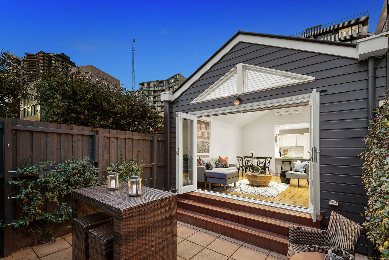 72 Palmerston Crescent, South Melbourne, VIC