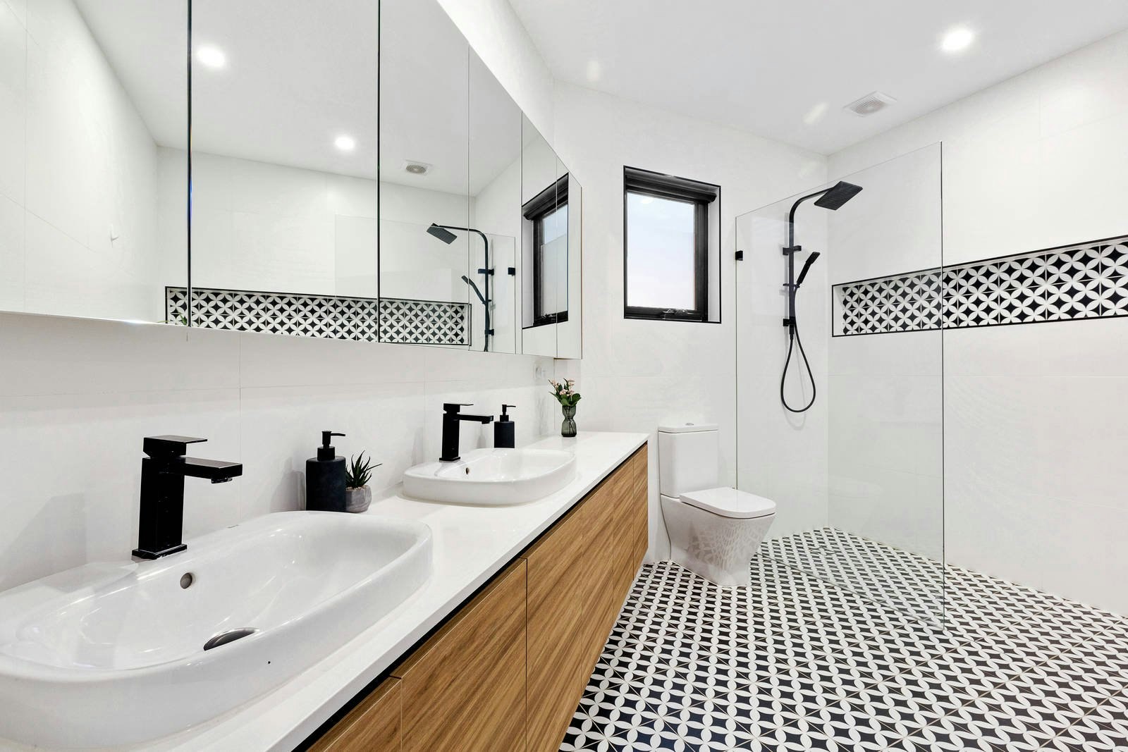 5 Charlotte Street, Brighton East, VIC