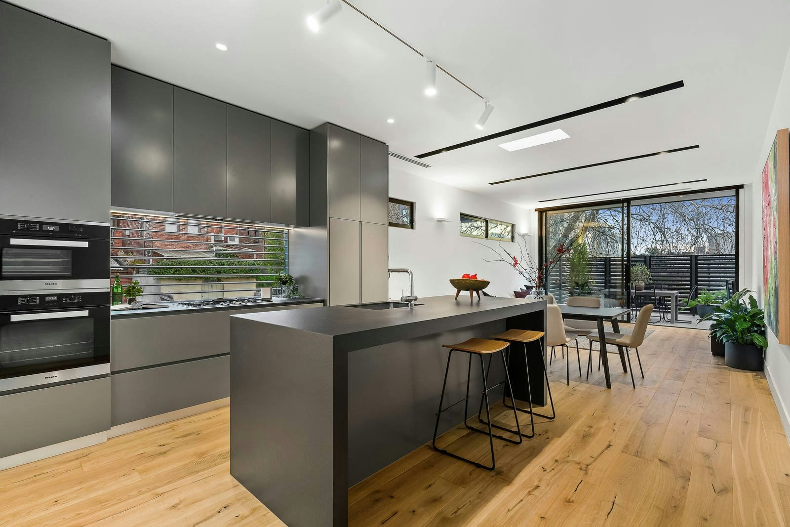 1 Chatsworth Road, Prahran, VIC