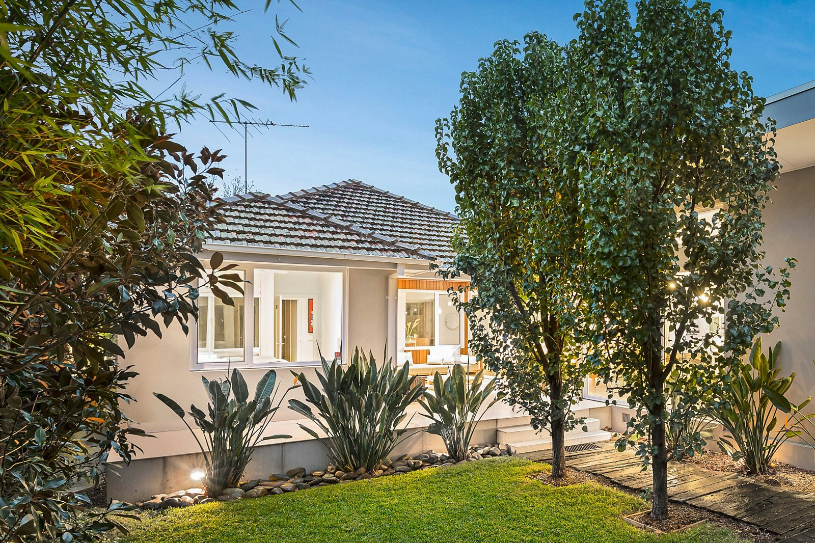 90 Great Valley Road, Glen Iris, VIC