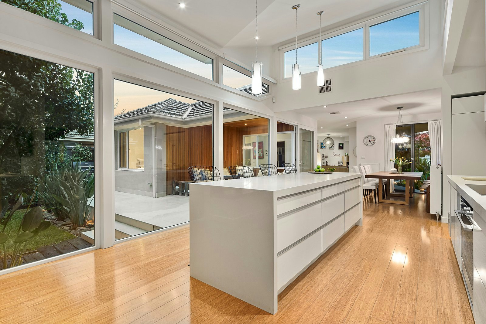 90 Great Valley Road, Glen Iris, VIC