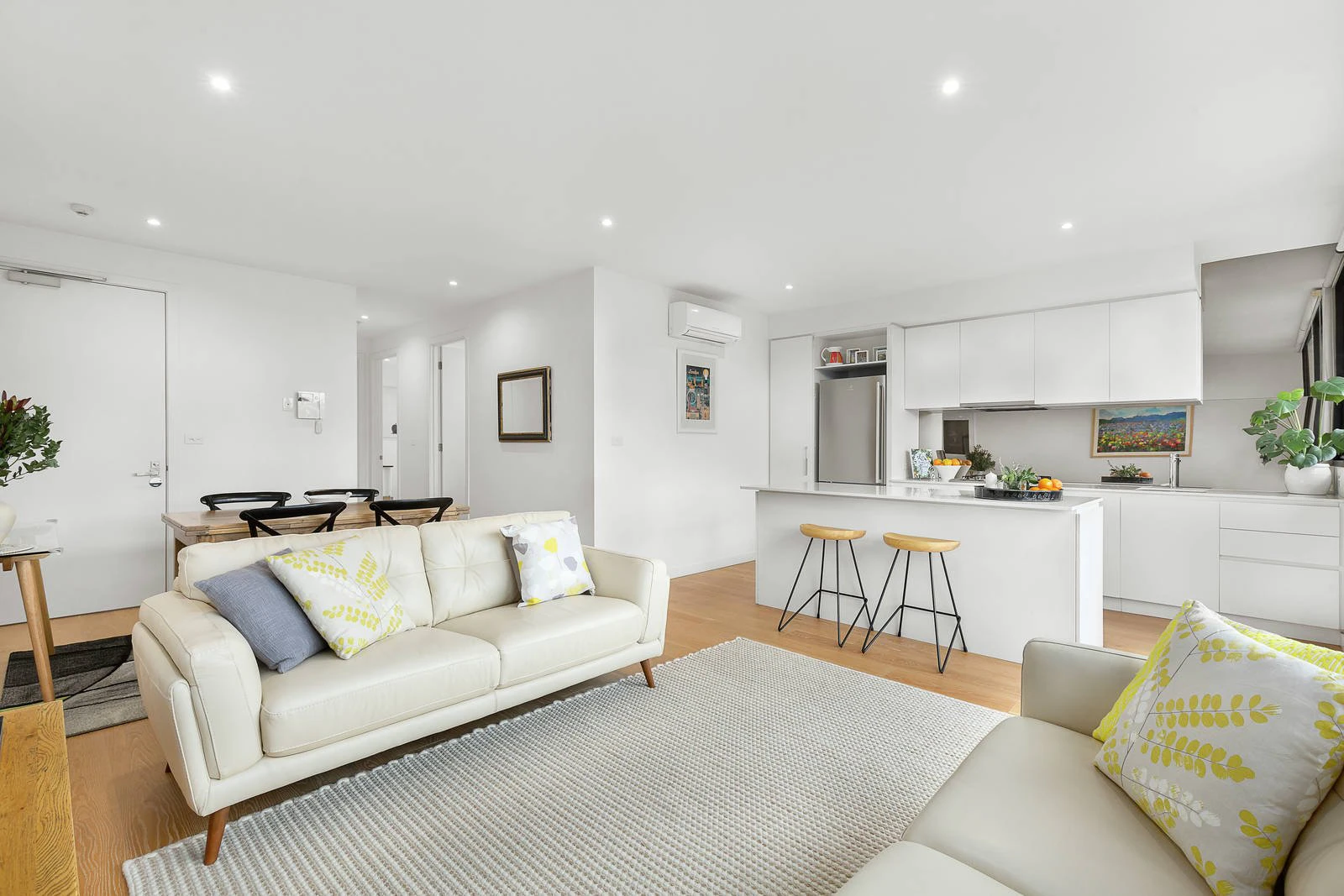 201/721-723 Toorak Road, Kooyong, VIC