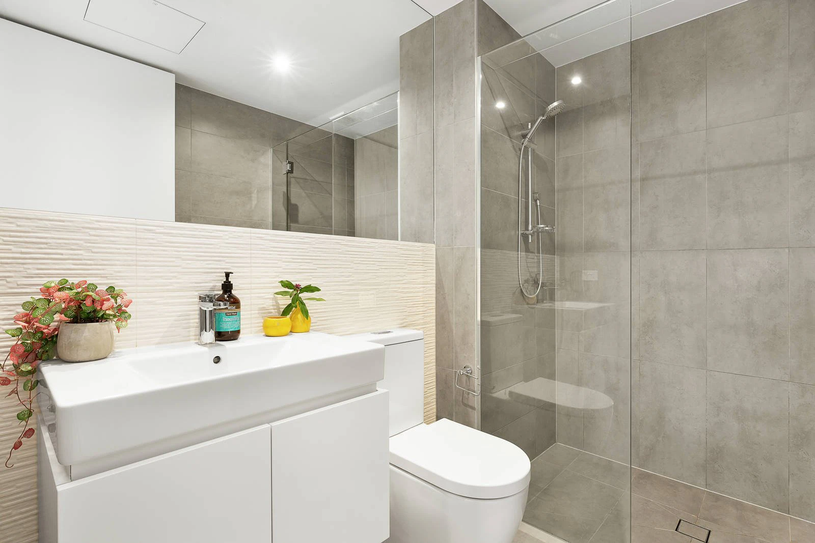201/721-723 Toorak Road, Kooyong, VIC