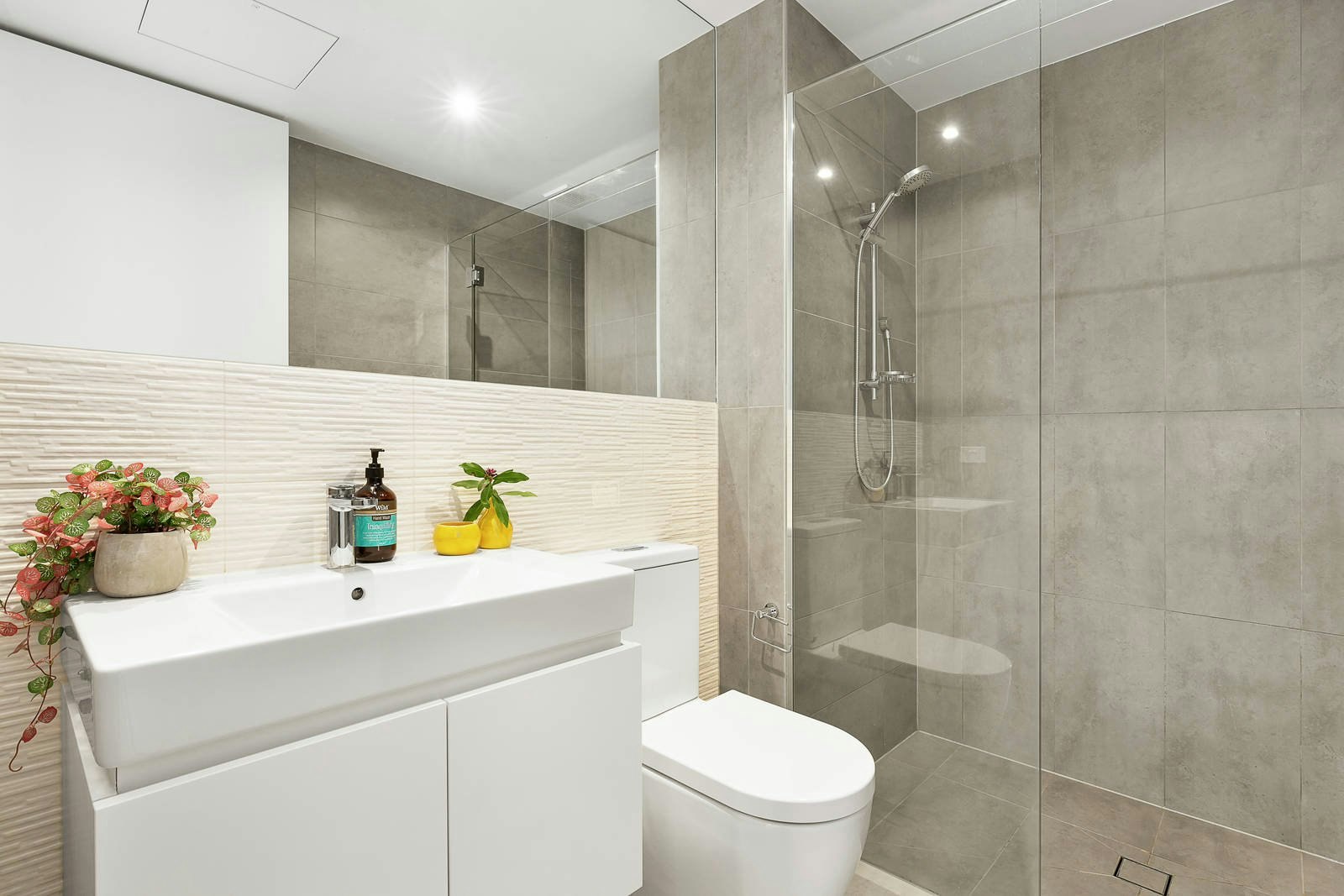 201/721-723 Toorak Road, Kooyong, VIC