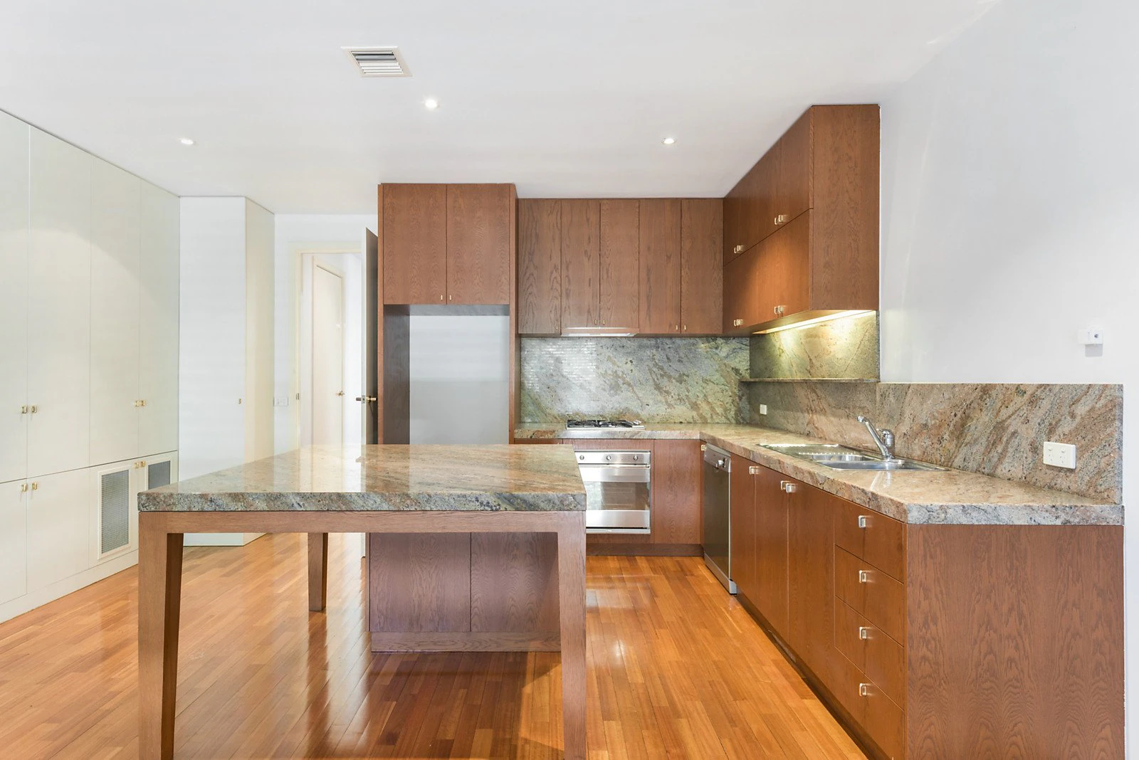 6B Condor Street, Hawthorn East, VIC