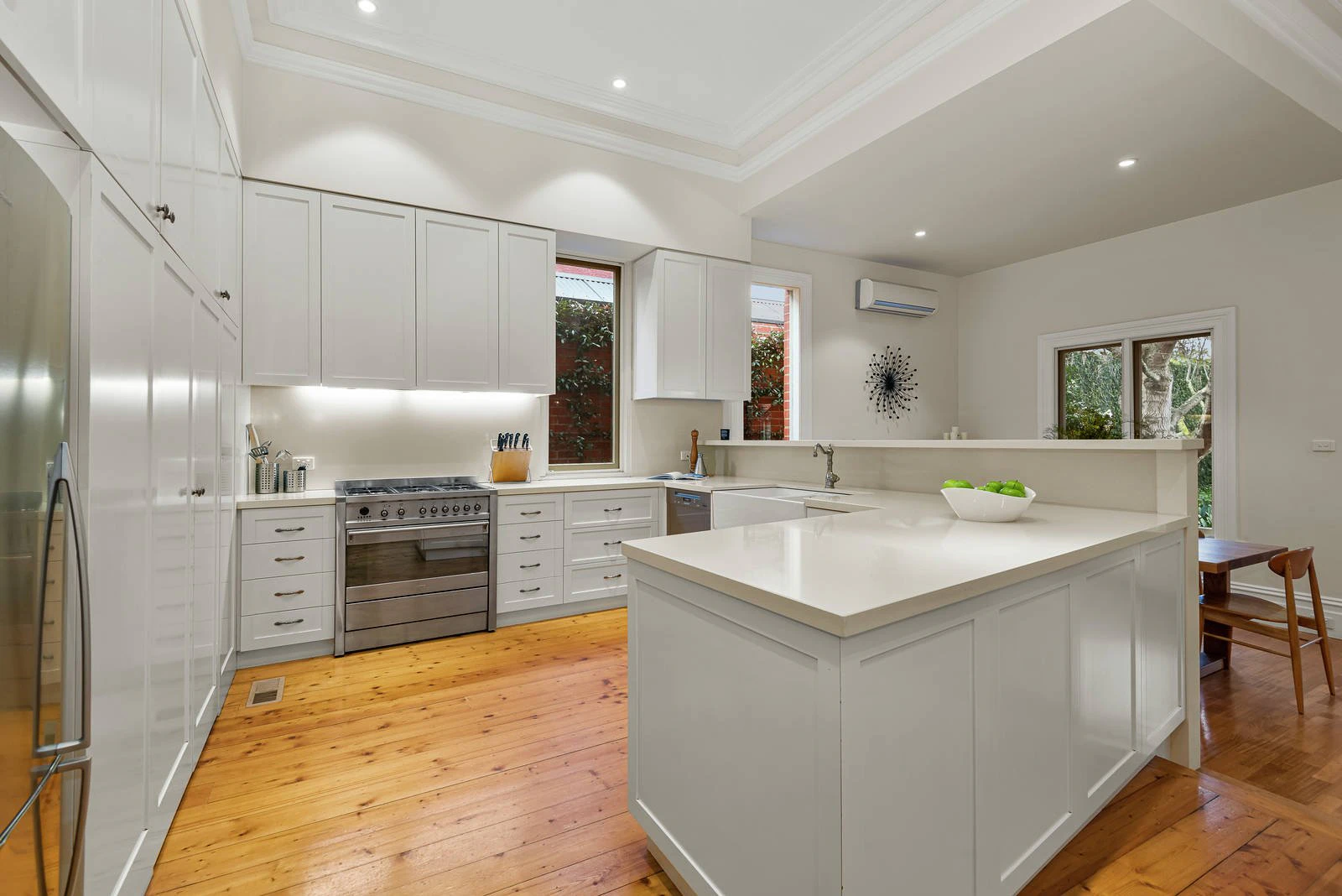 25 Manning Road, Malvern East, VIC