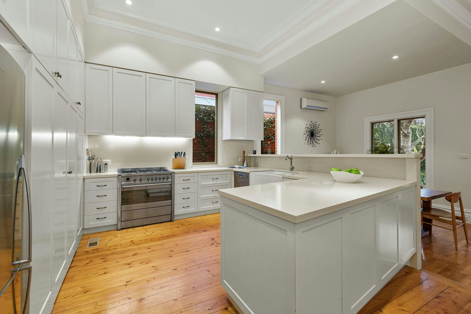 25 Manning Road, Malvern East, VIC