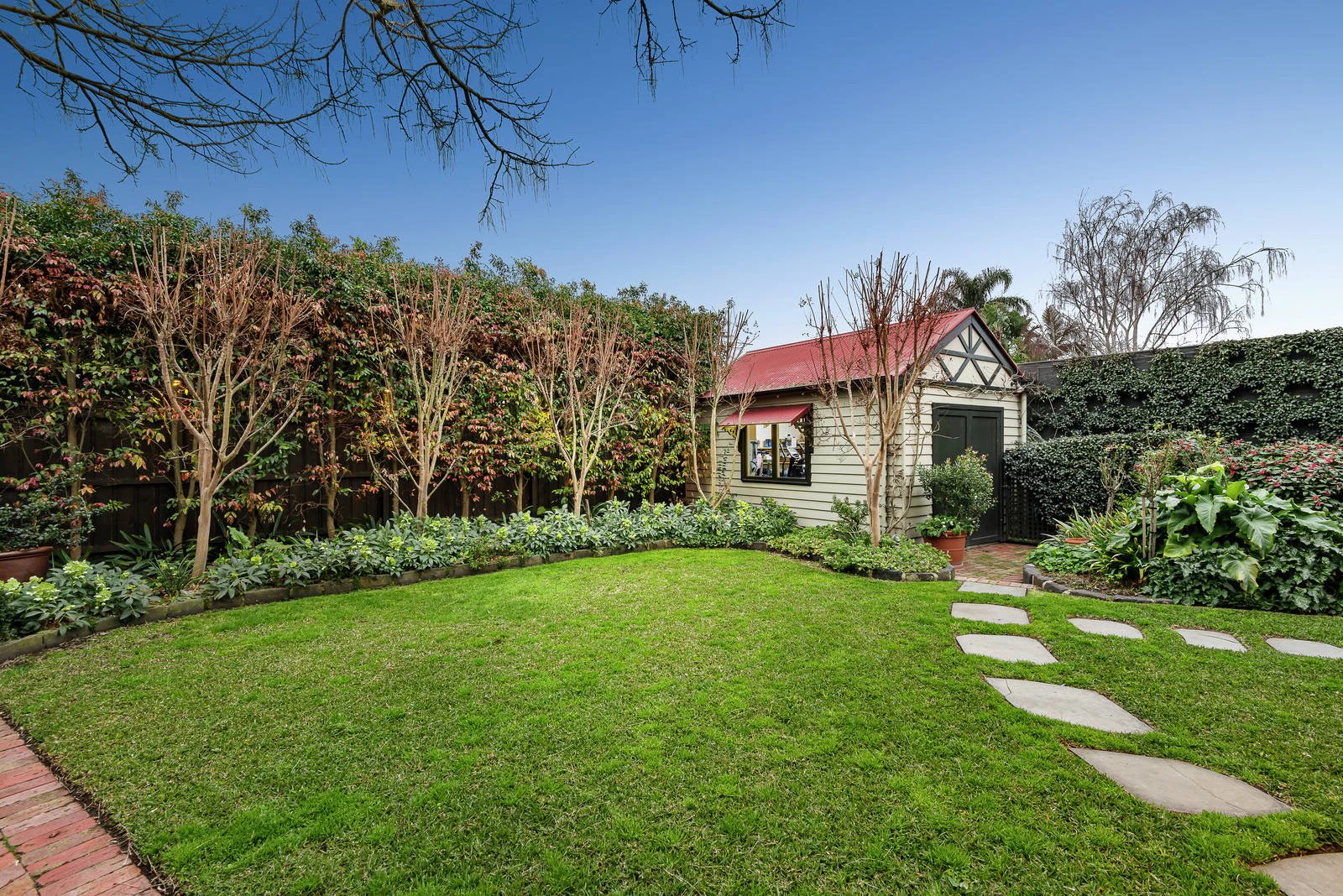 25 Manning Road, Malvern East, VIC