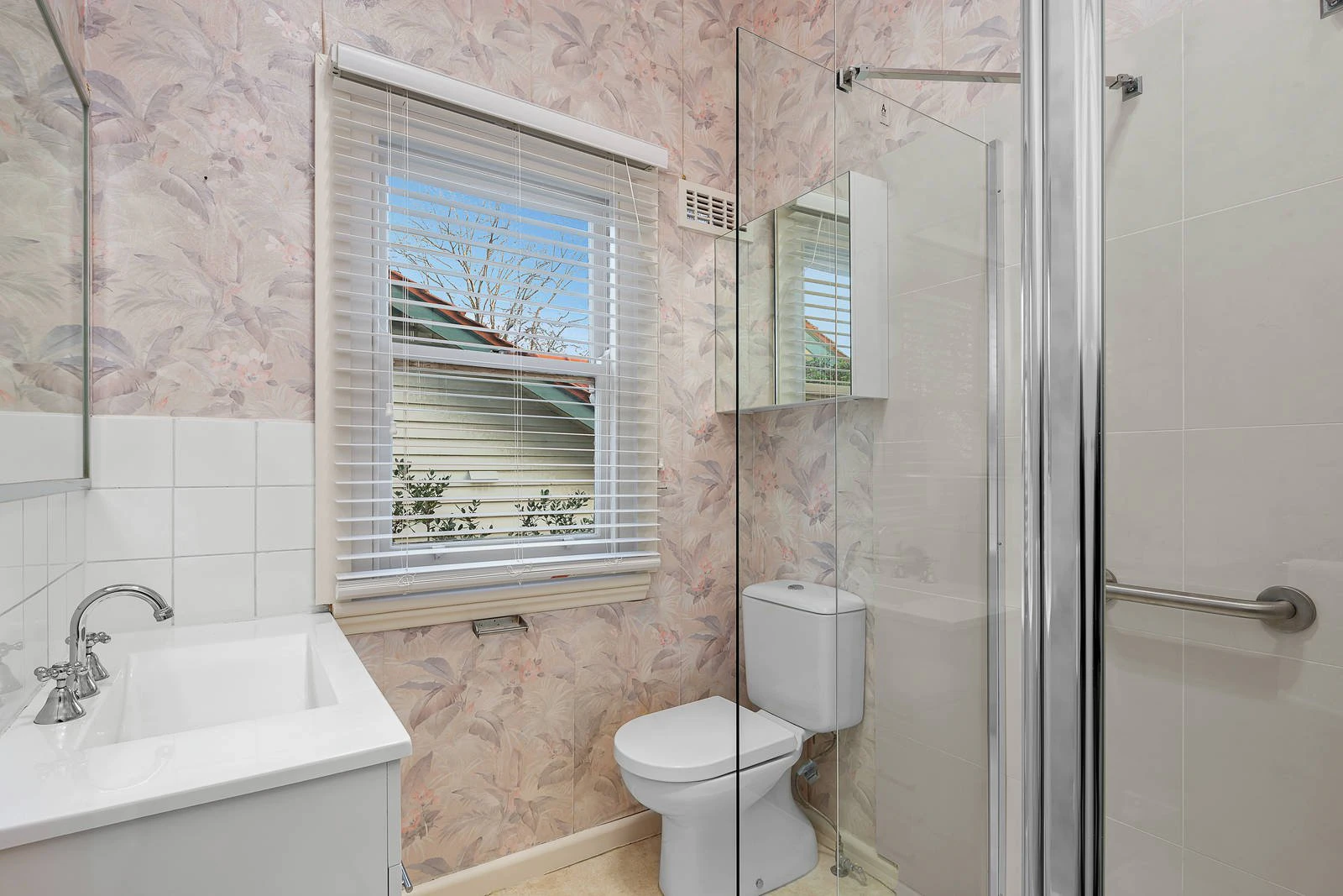 3 Hilltop Avenue, Glen Iris, VIC