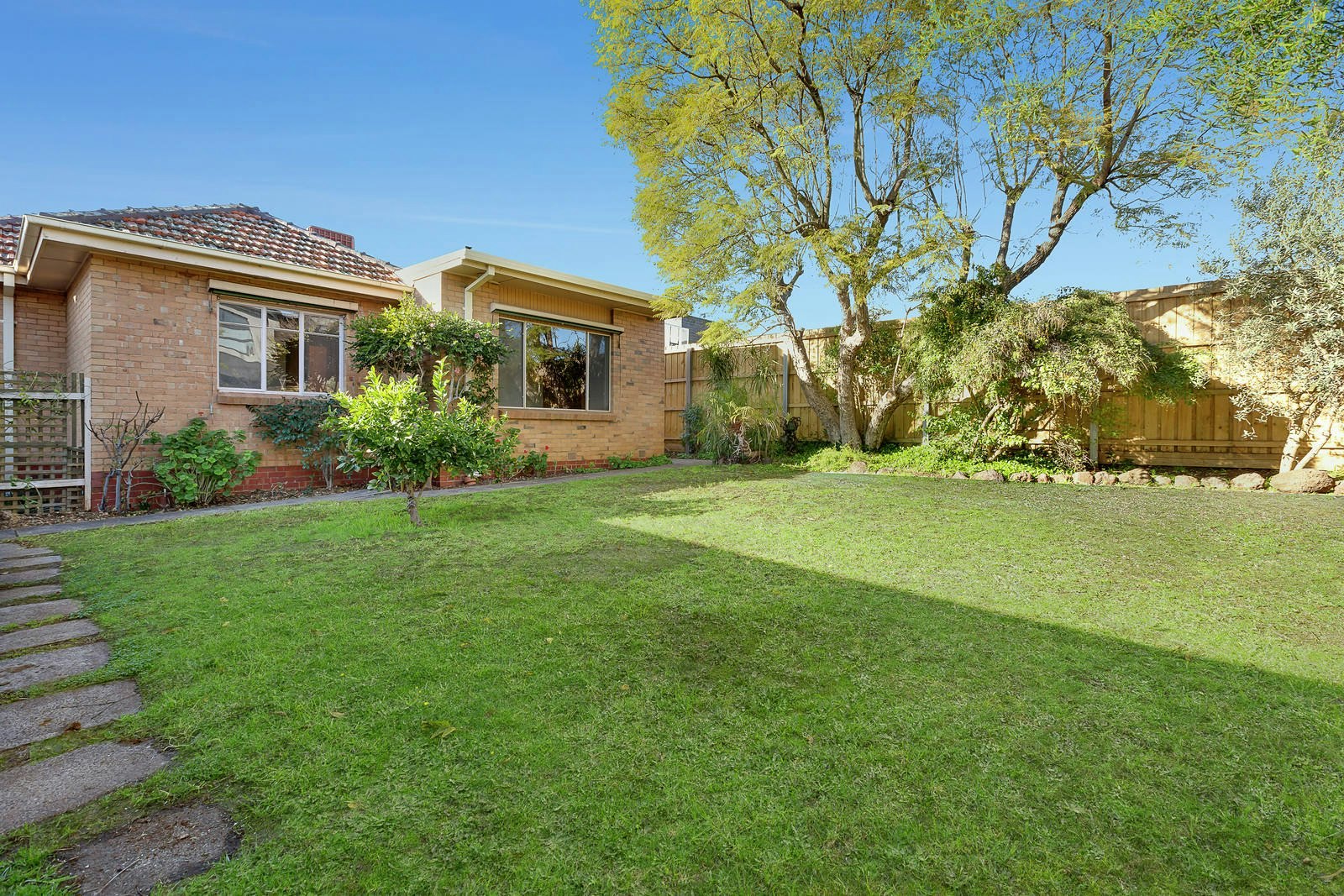 25 Dunoon Court, Brighton East, VIC