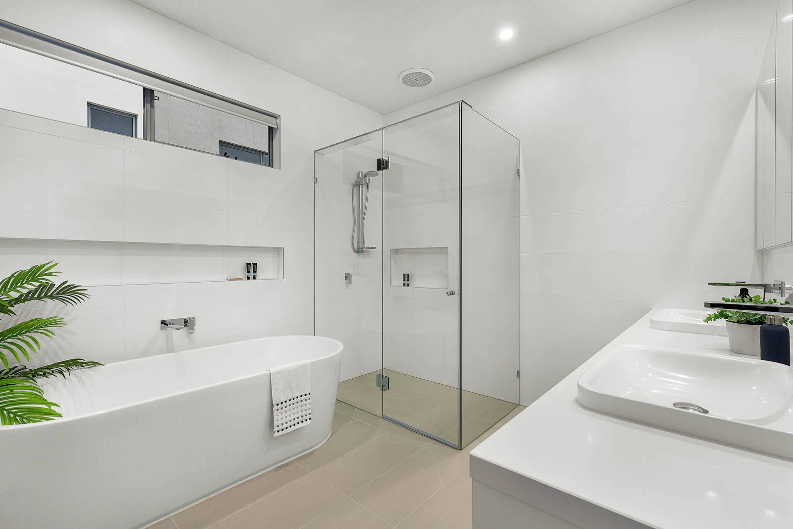 8B Gillies Street, Hampton, VIC