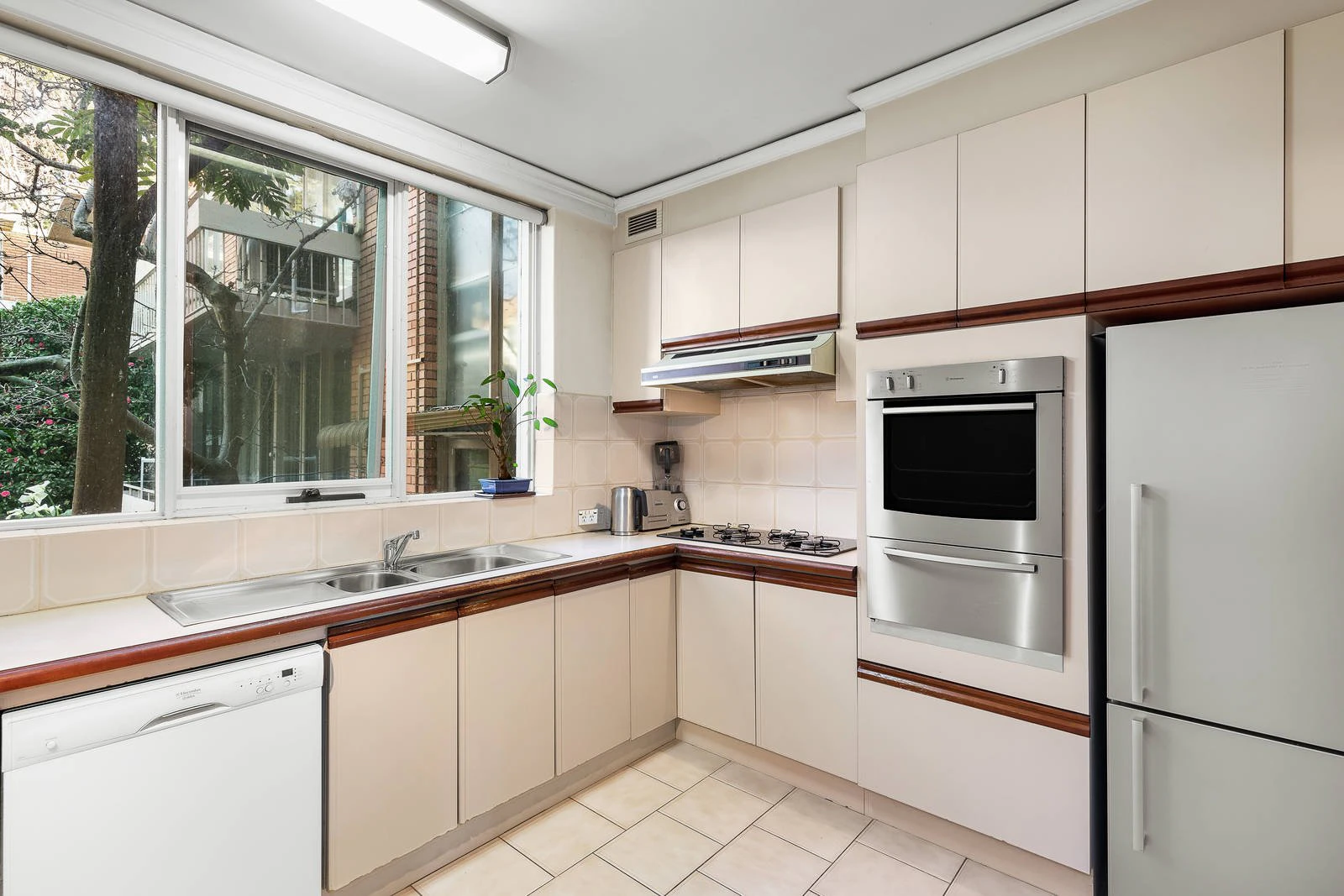 1/28 Power Street, Toorak, VIC