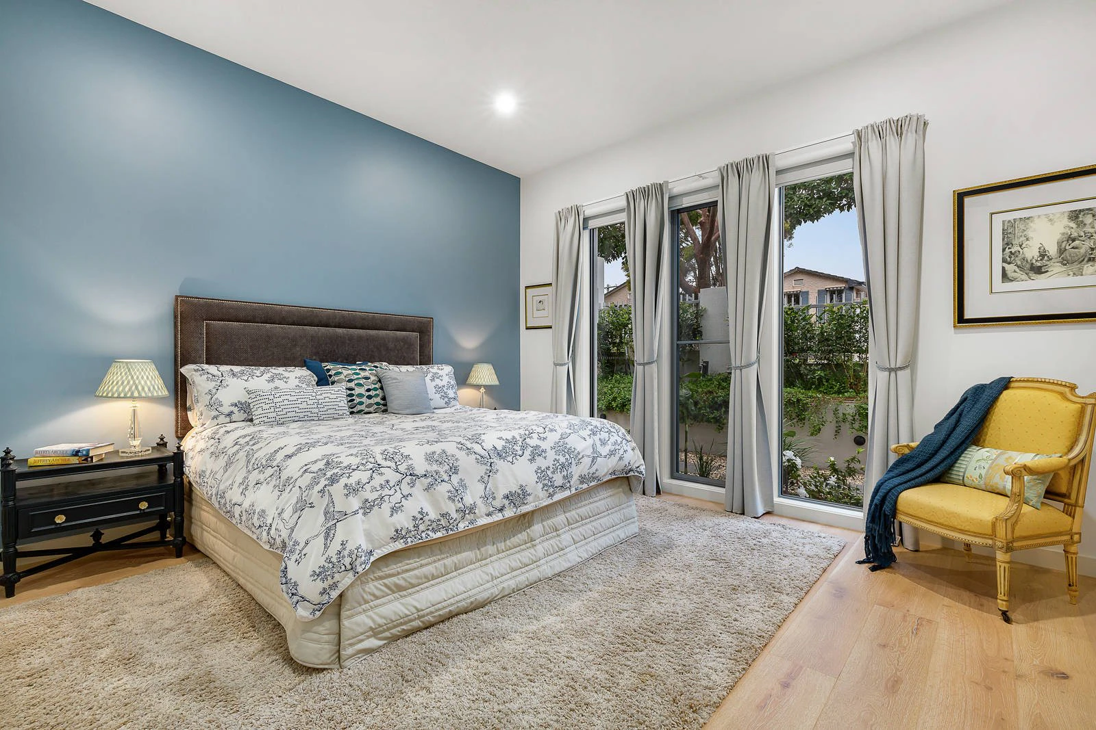 8B Gillies Street, Hampton, VIC
