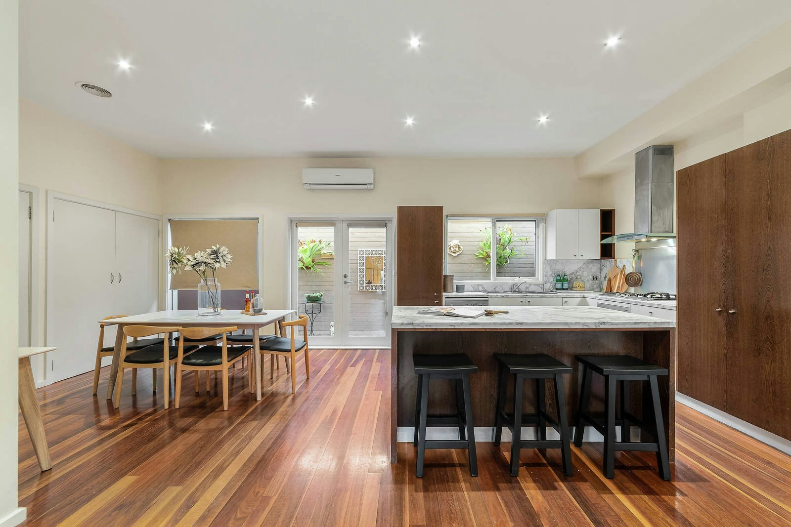 4/2 Myrniong Grove, Hawthorn East, VIC