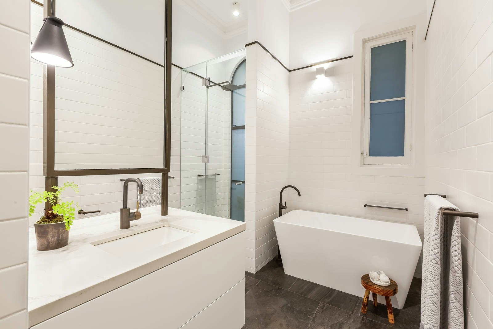 22 Bailey Avenue, Armadale, VIC