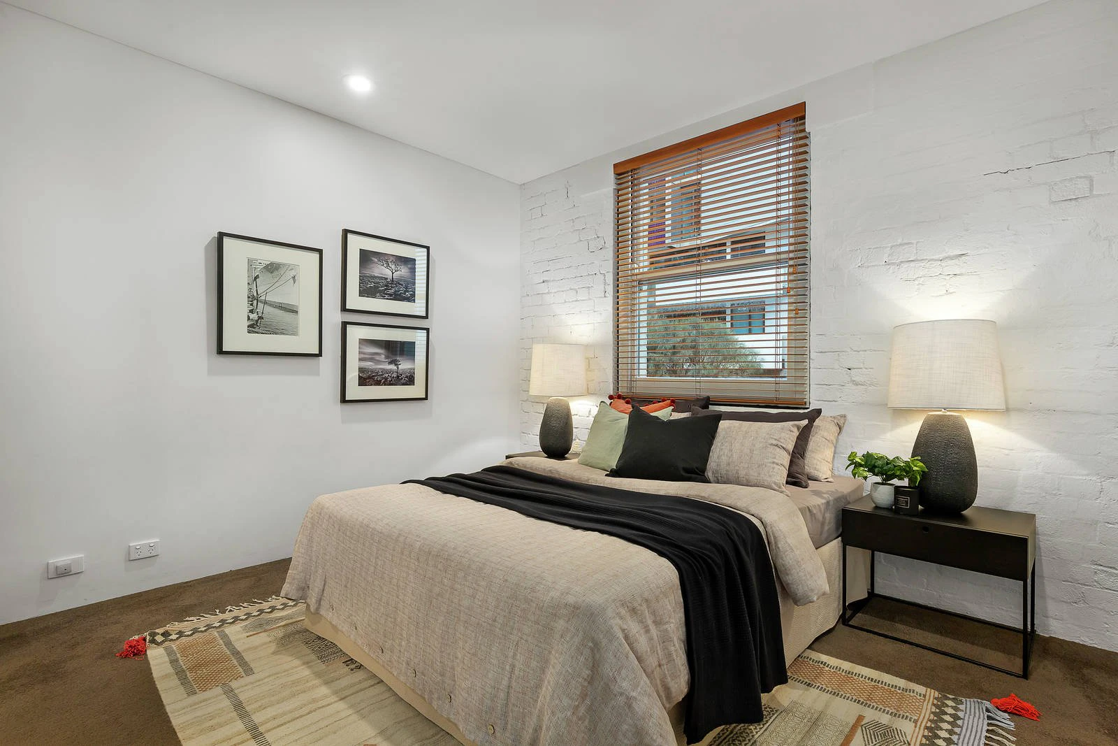 16/9 Beach Street, Port Melbourne, VIC