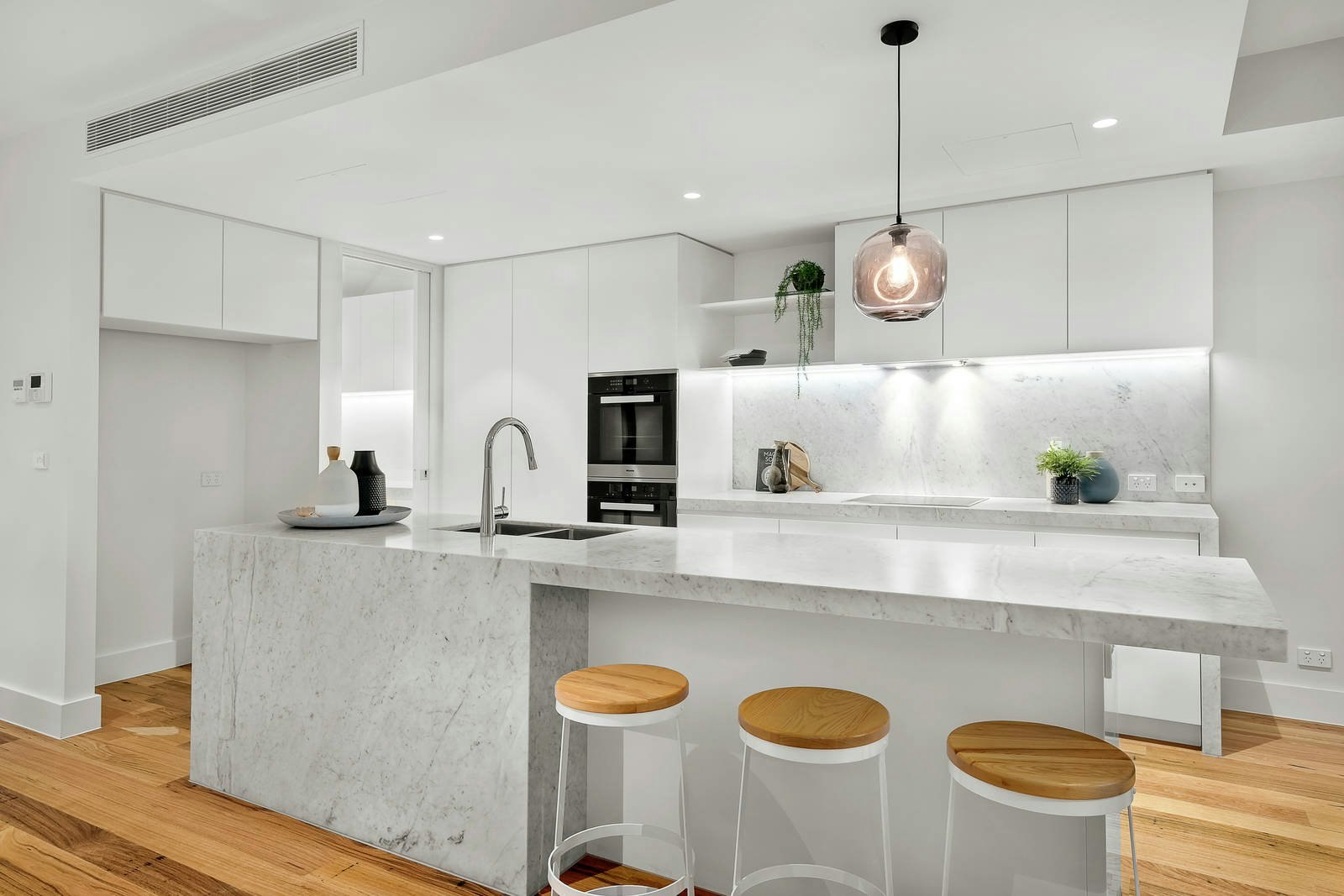 1.02/41 Canterbury Road, Canterbury, VIC