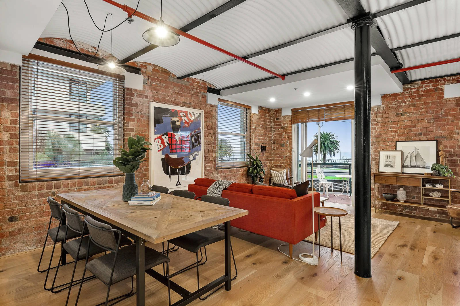 16/9 Beach Street, Port Melbourne, VIC