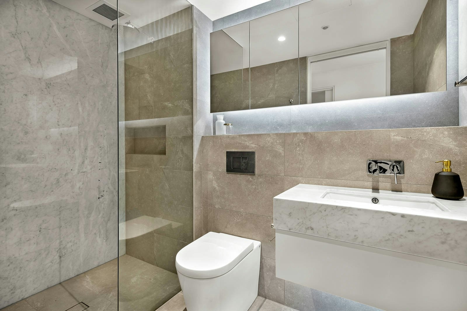 1.02/41 Canterbury Road, Canterbury, VIC