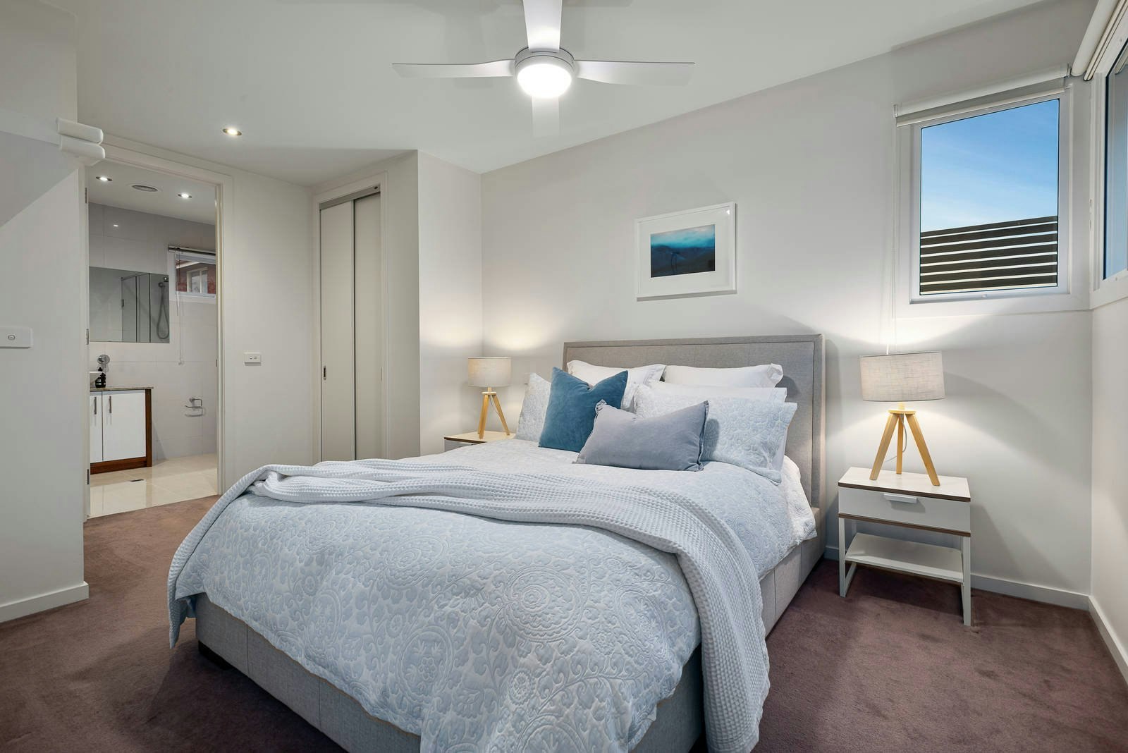 2/519 St Kilda Street, Elwood, VIC