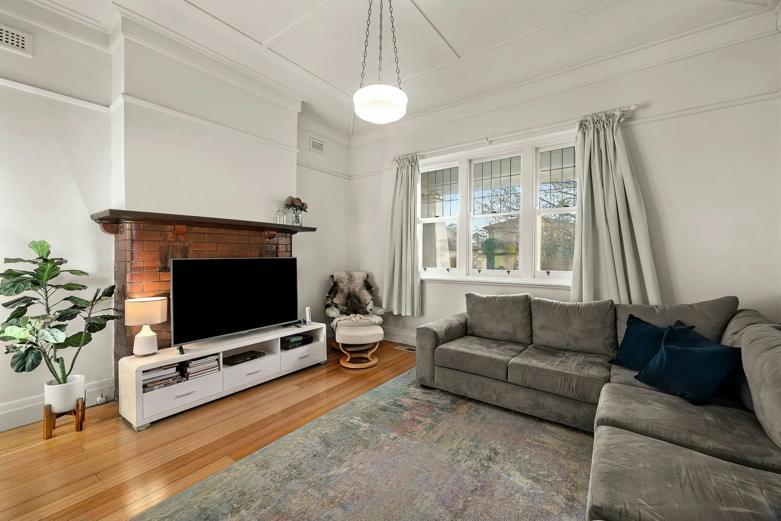 109 Middlesex Road, Surrey Hills, VIC