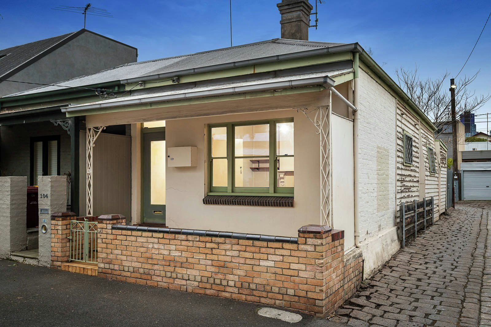 102 Cobden Street, South Melbourne, VIC