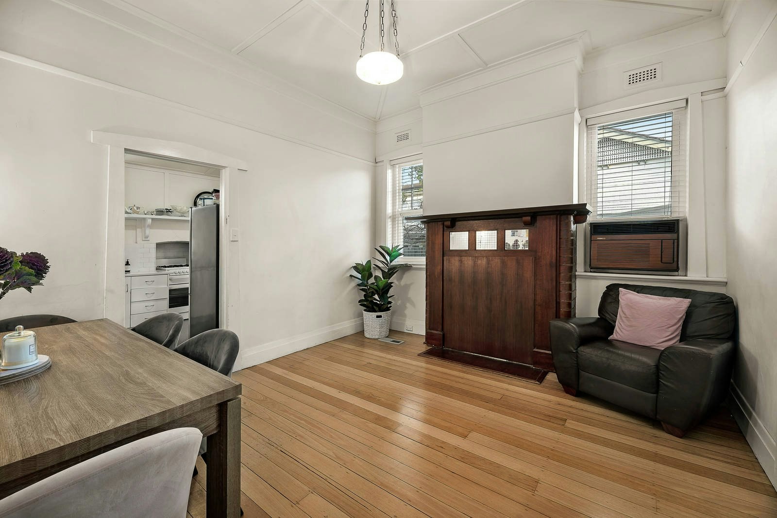 109 Middlesex Road, Surrey Hills, VIC