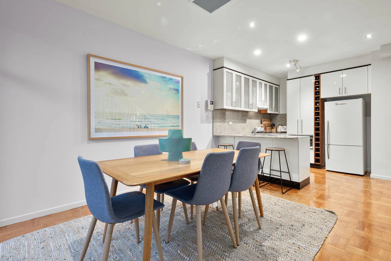 2/519 St Kilda Street, Elwood, VIC