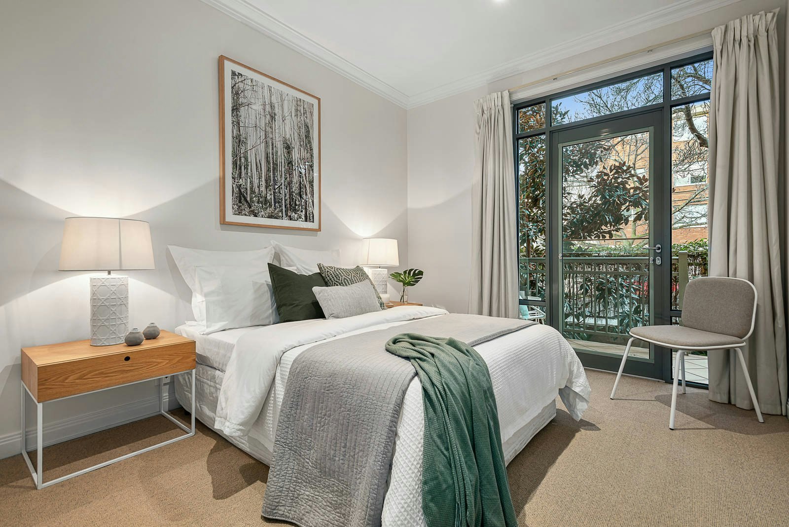 2/71 Denbigh Road, Armadale, VIC