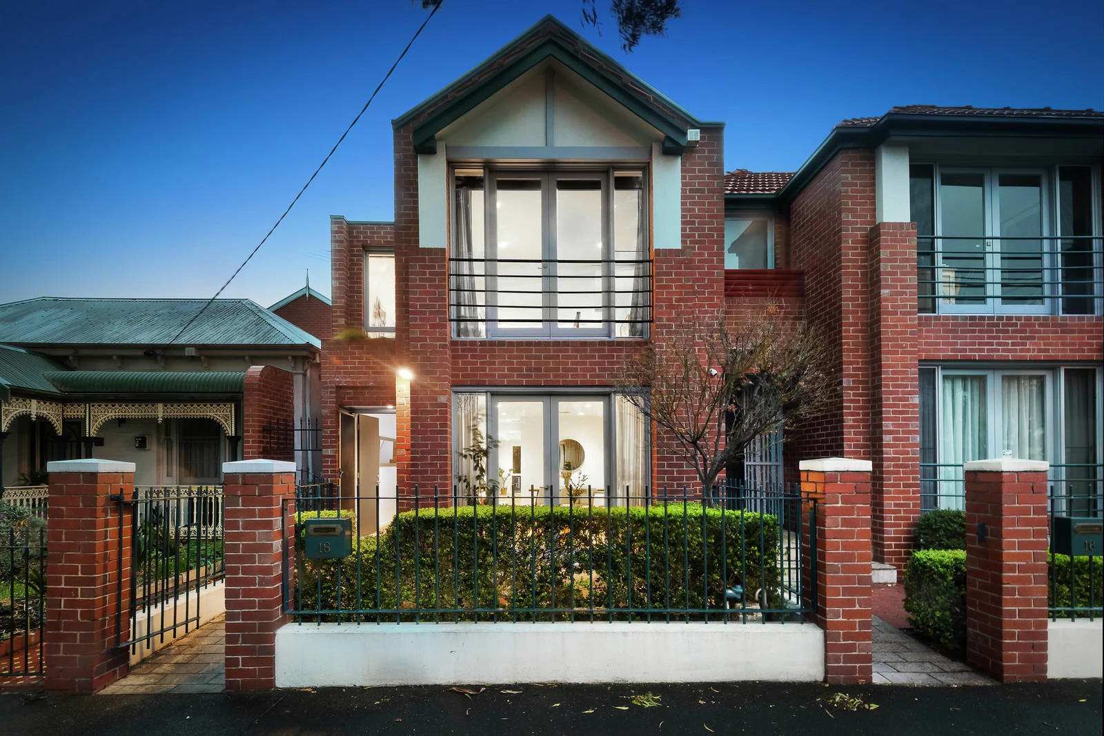 18 Mills Street, Albert Park, VIC