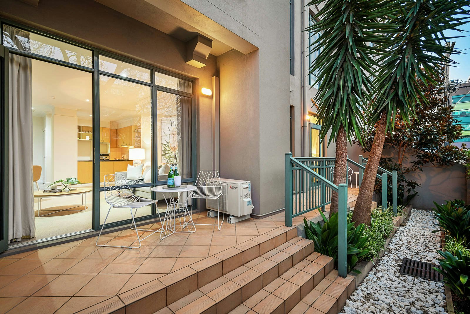 2/71 Denbigh Road, Armadale, VIC