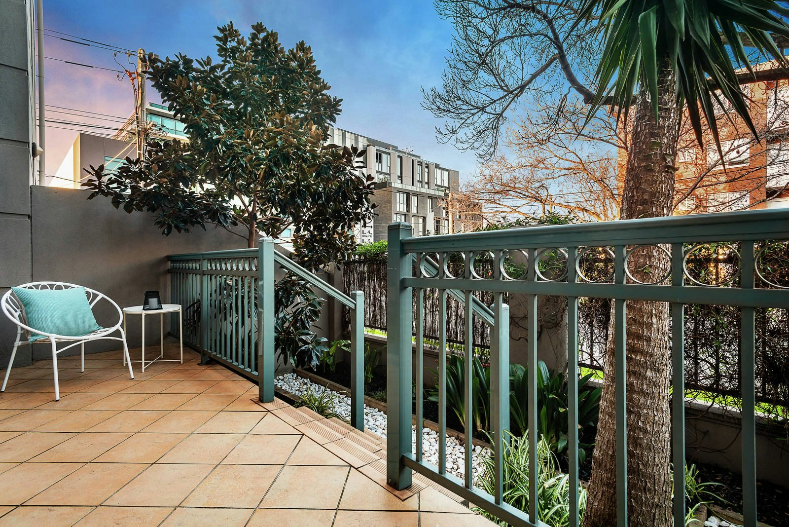 2/71 Denbigh Road, Armadale, VIC