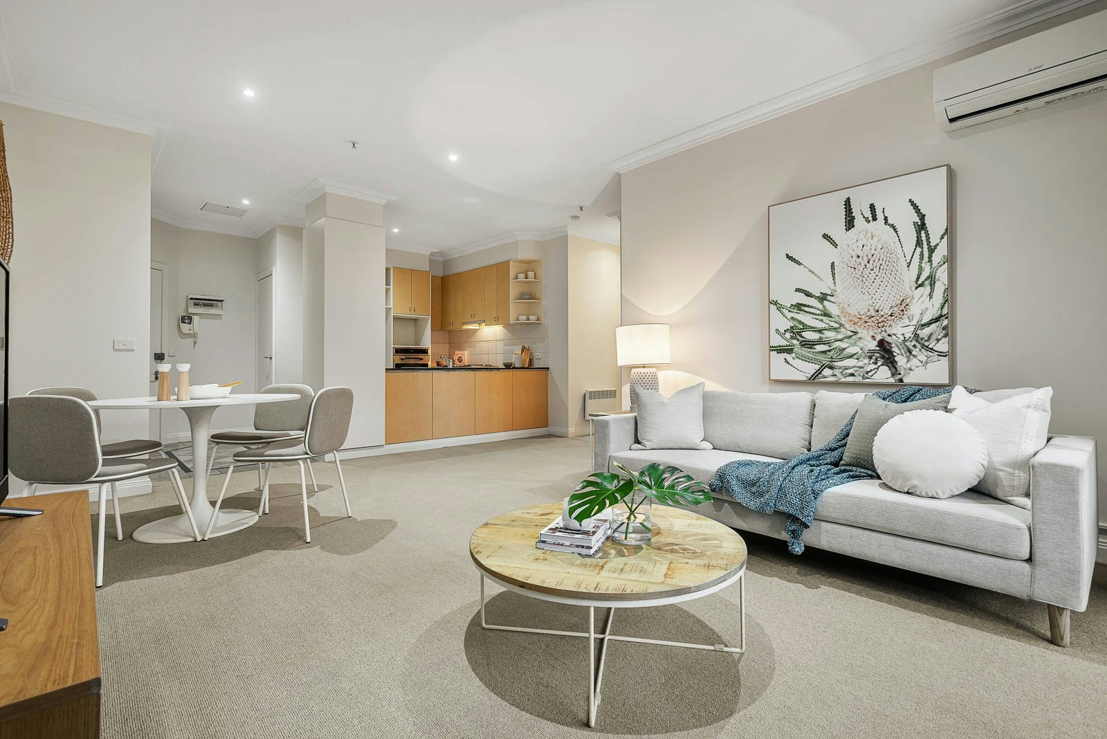 2/71 Denbigh Road, Armadale, VIC