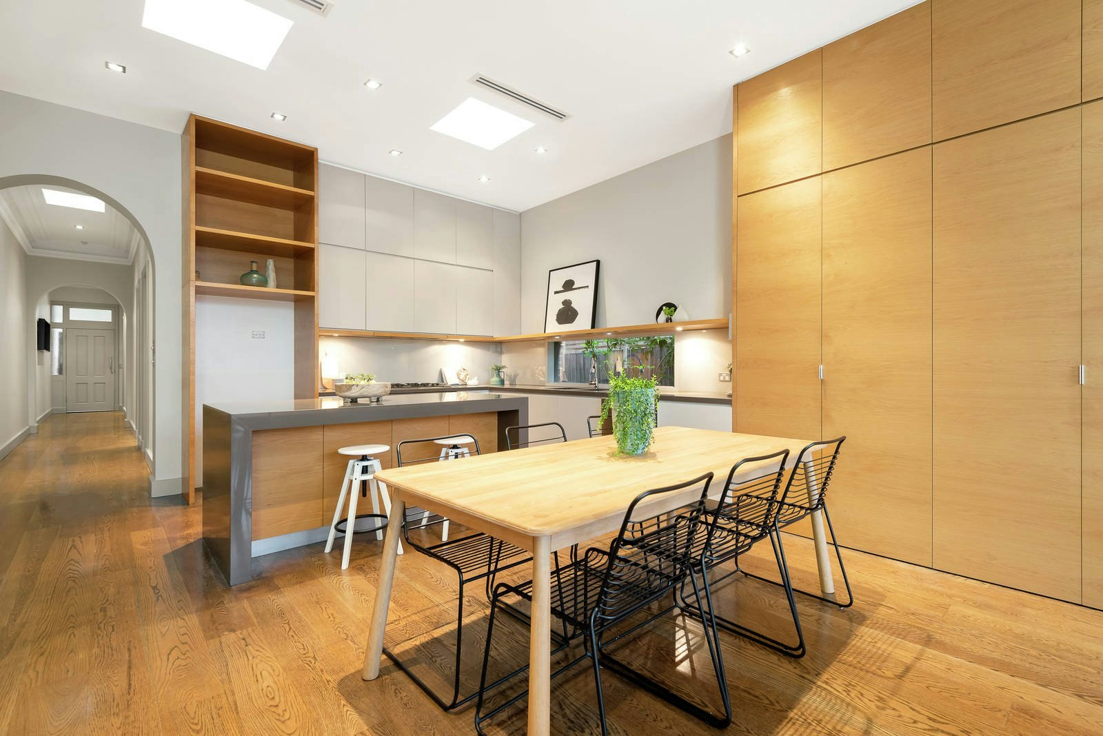 67 Kerferd Road, Albert Park, VIC