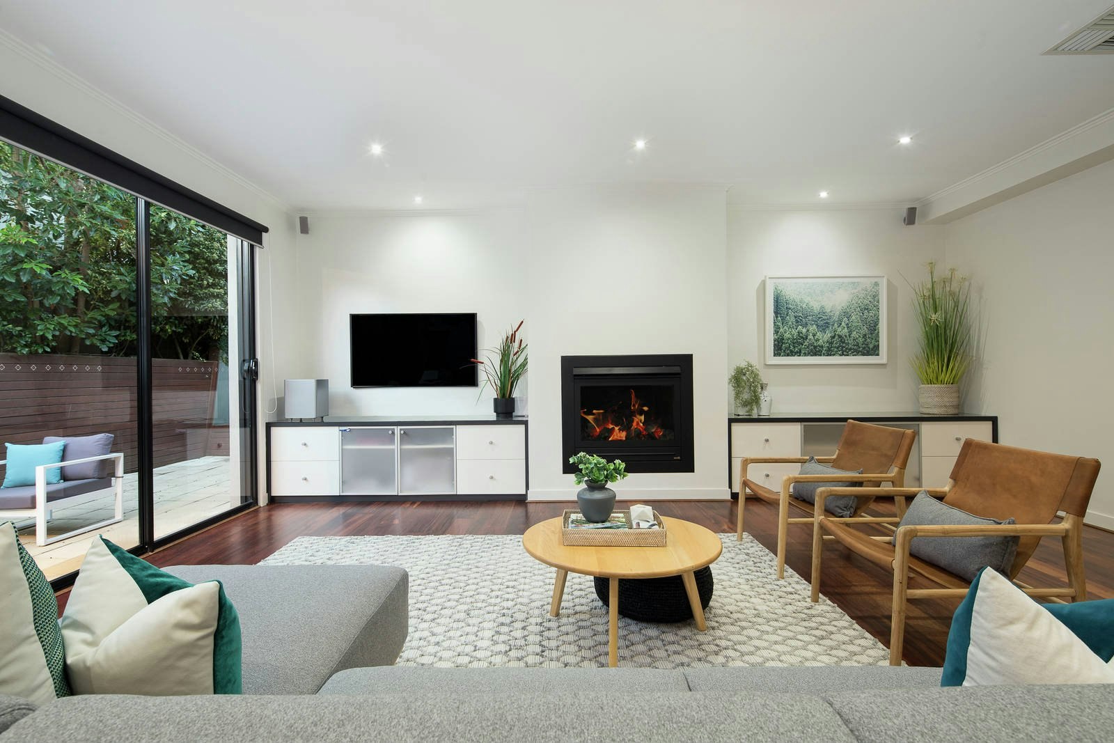 6 Kardinia Road, Glen Iris, VIC