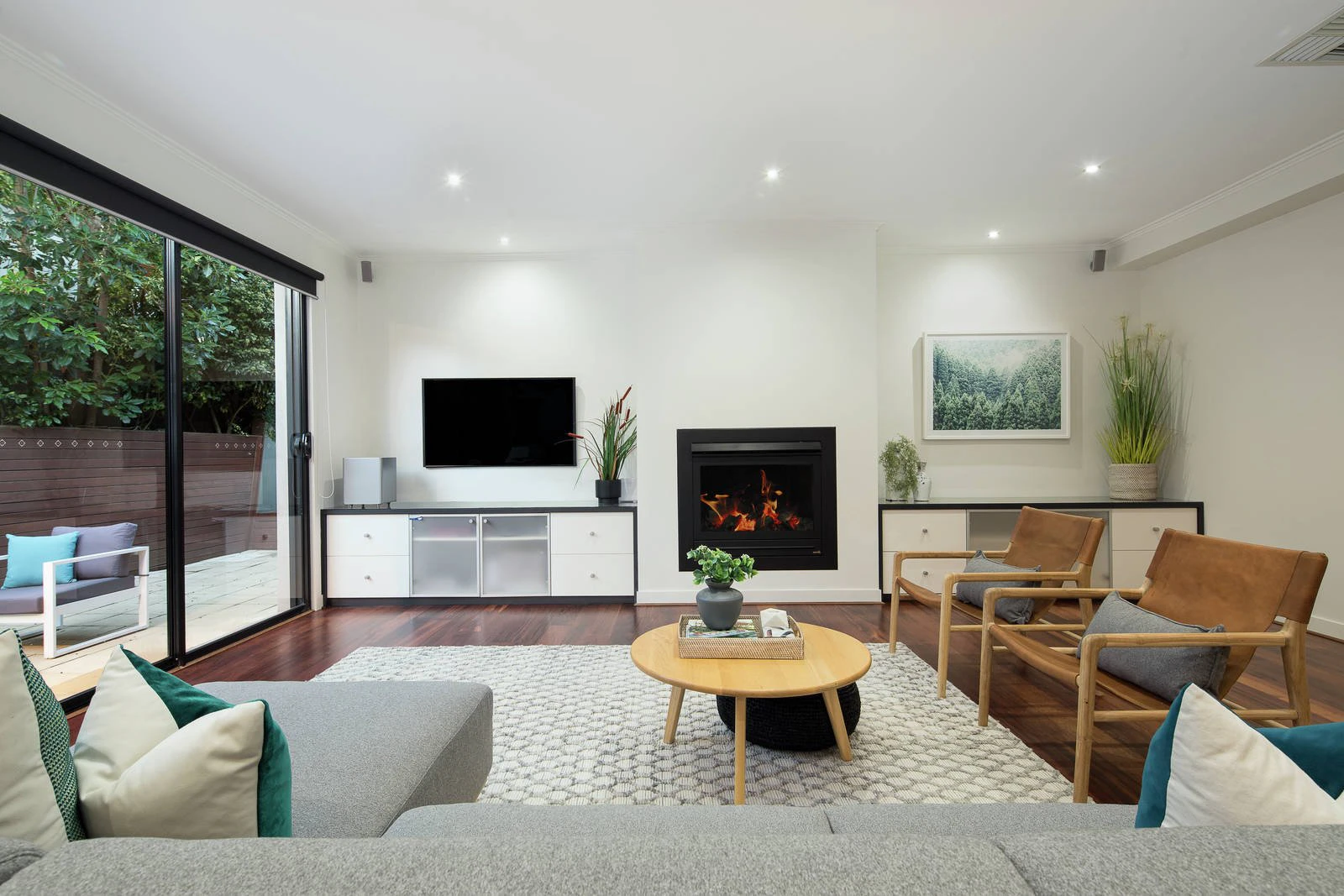6 Kardinia Road, Glen Iris, VIC