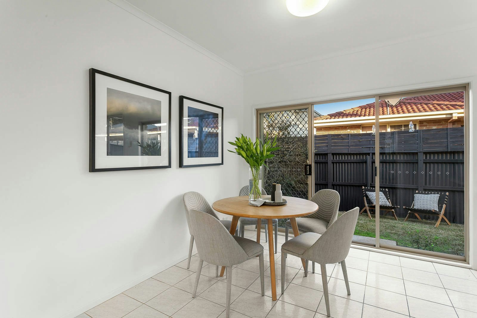 2/52 Tudor Street, Bentleigh East, VIC