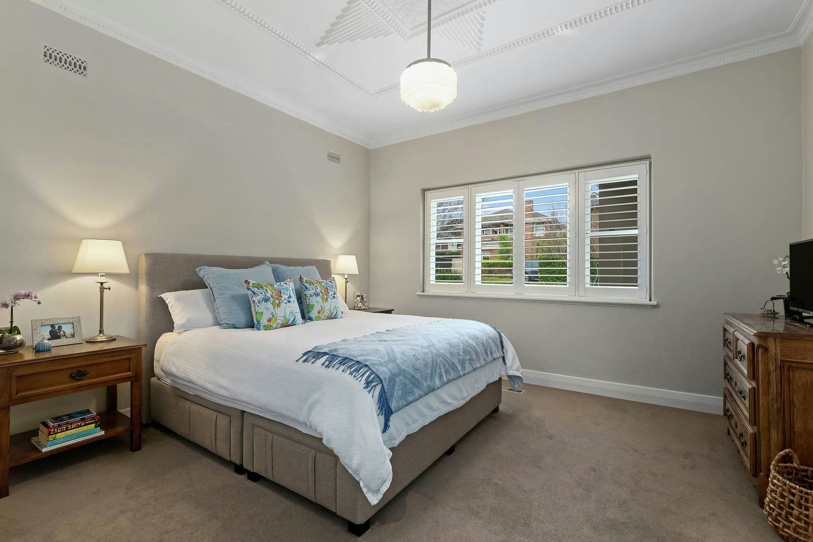 12 Wallis Avenue, Glen Iris, VIC