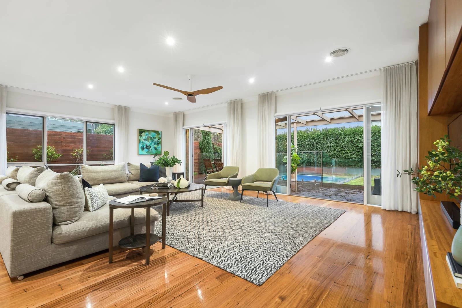27 Fakenham Road, Ashburton, VIC
