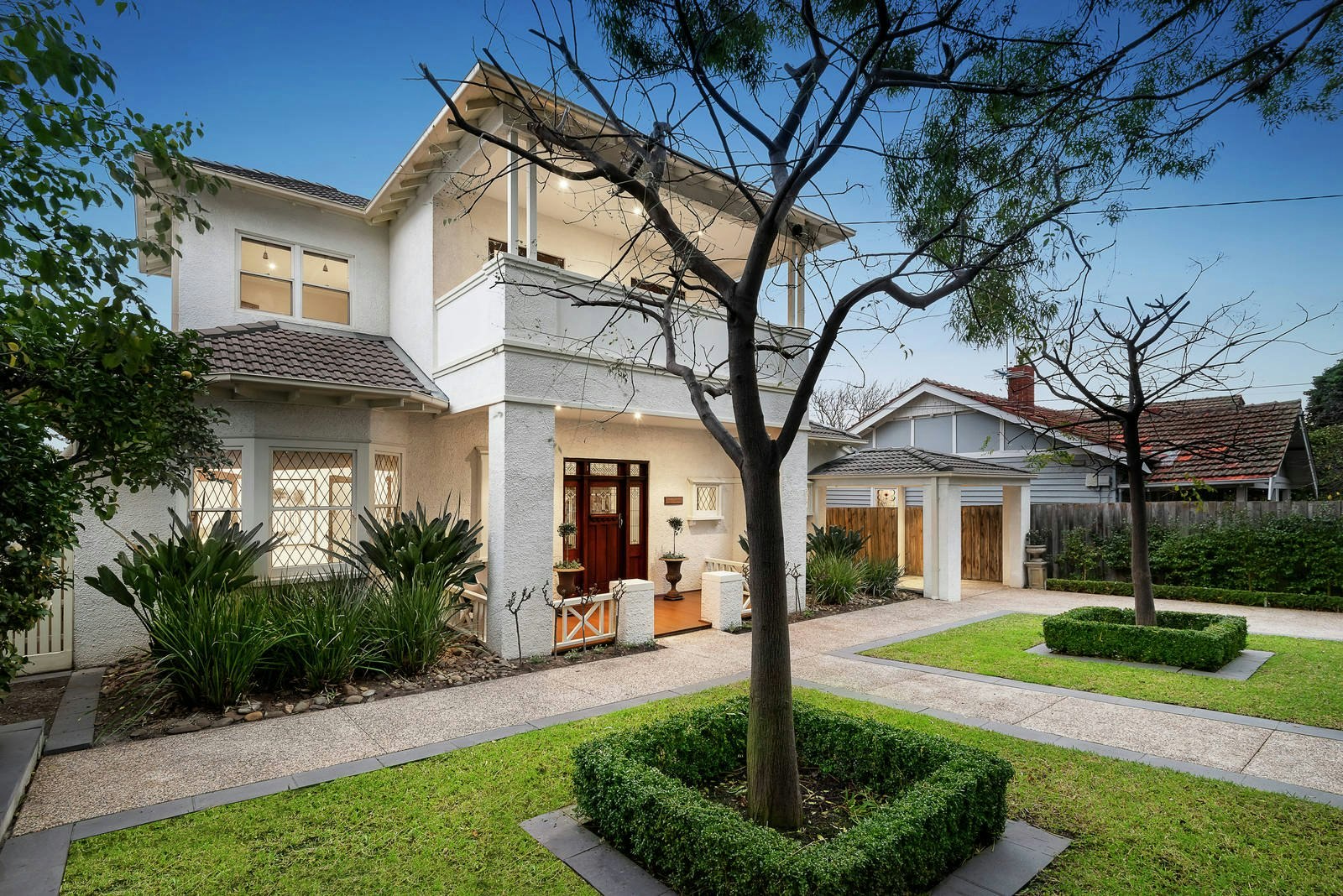 18 Bridge Street, Hampton, VIC