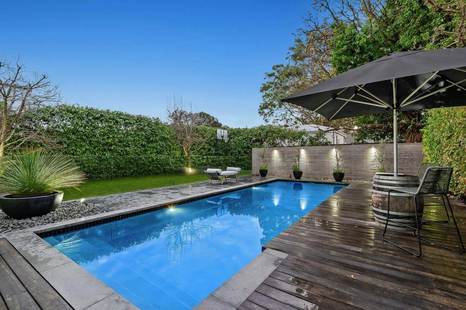 17 Teddington Road, Hampton, VIC